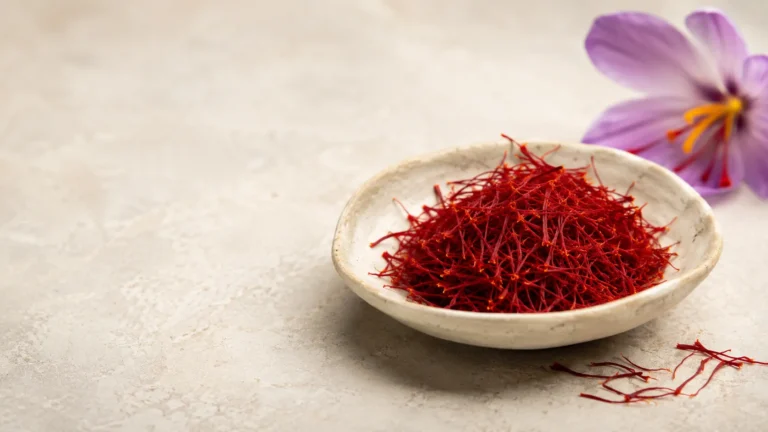Premium Persian saffron threads showing what saffron looks like